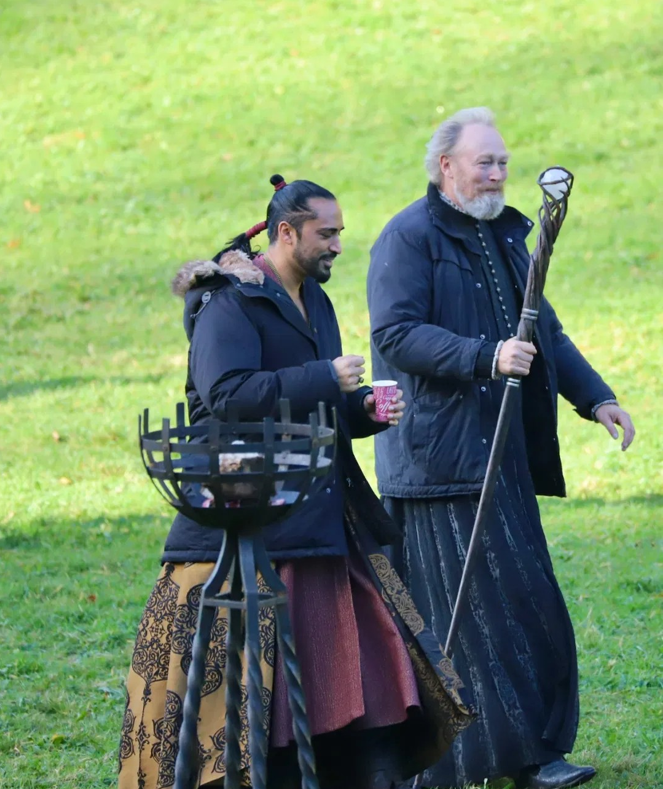 New photos from The Witcher set show Yennefer, Tissaia, Vilgefortz, Stregobor, Cahir, and zxc more