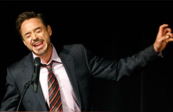 7 Reasons, WHY We Love Robert Downey Jr So Much a